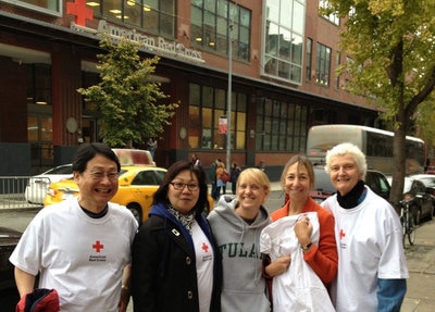 Citi volunteers join the American Red Cross Hurricane Sandy relief effort By Pat Edwards